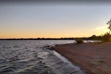 Lake Beach Access & Views, 5Kings! Buchanan Dam Exterior photo