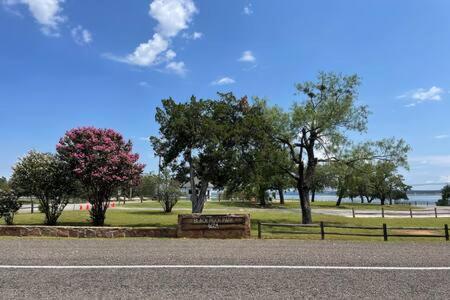 Holiday home Access & Views, 5kings! Buchanan Dam